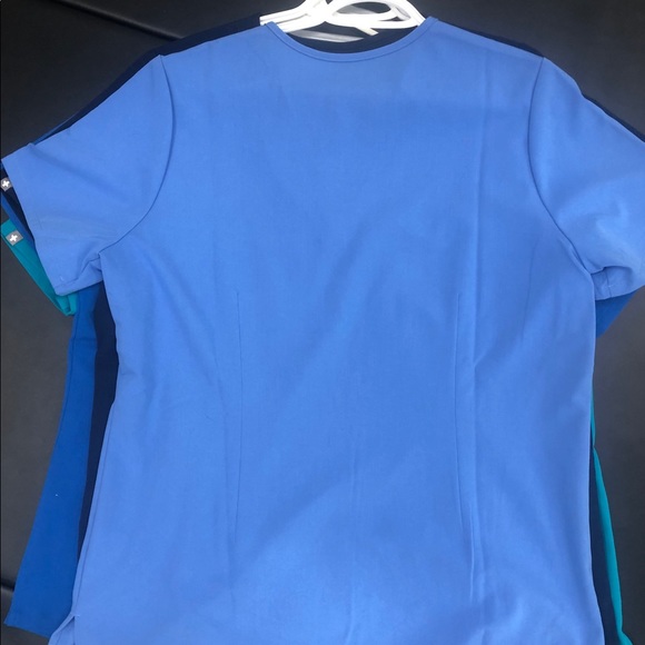 Wear Figs scrub top / scrub top for uniform - Picture 4 of 6